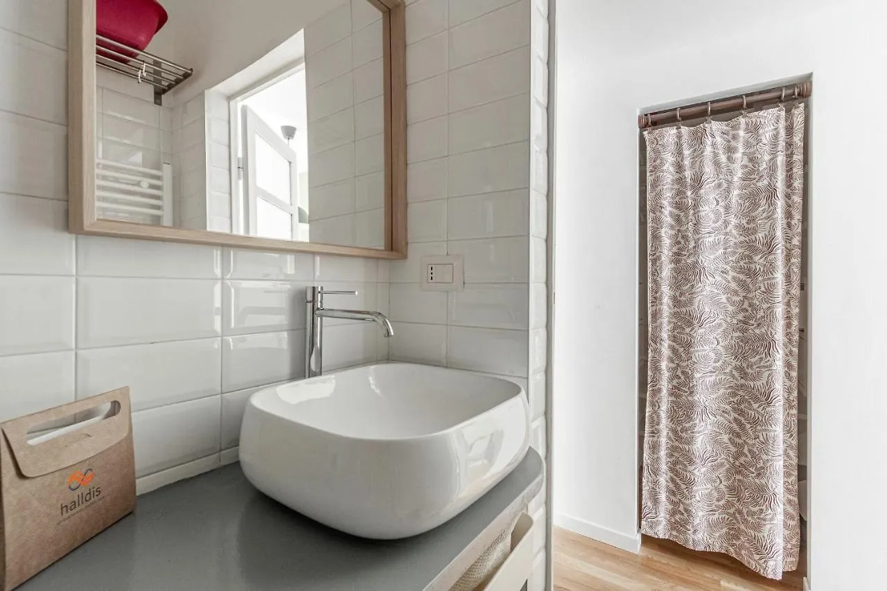Apartamento Piermarini Milán Italia